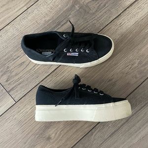 BLACK SUPERGA SIZE 37 PLATFORM